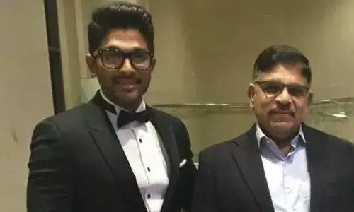 Allu Arjun and his Producer dad, Allu Aravind hosts a party to  celebrate Sye Raa Narasimha Reddy success