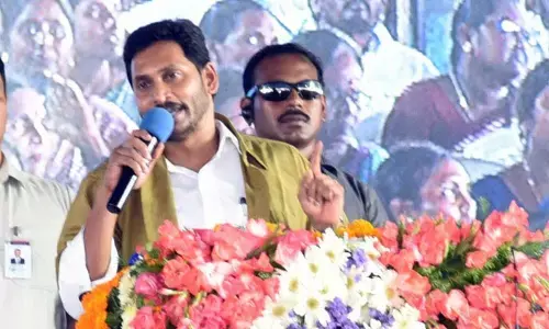 Jagan condemns Chandrababu Naidus remarks on liquor sales