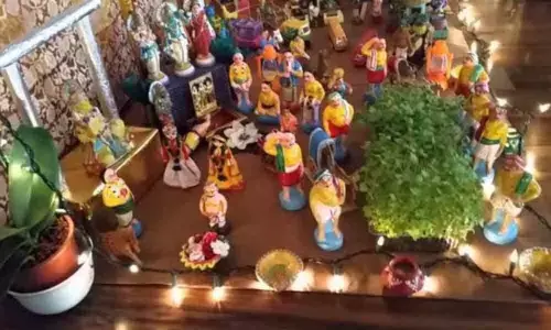 Ramagundam: Huge response to thematic display by Bal Bhavan kids