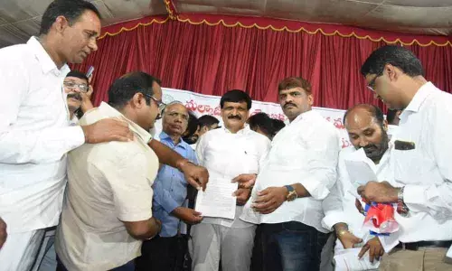 Land acquisition glitch holds up Road Under Bridge works