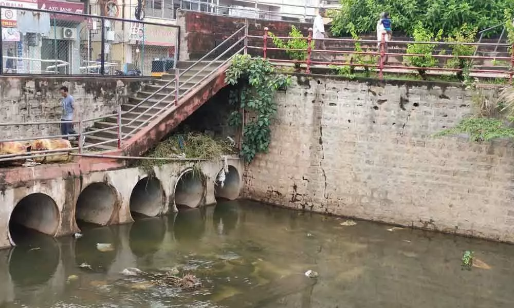 GHMC clears choked lake outlet
