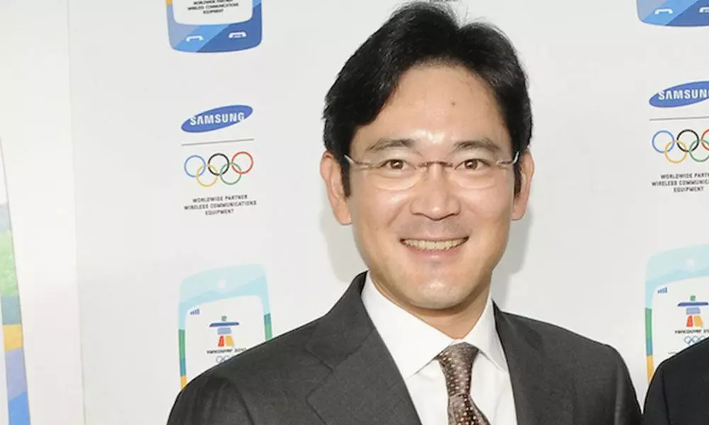 Samsung heir in India to discuss mobile business