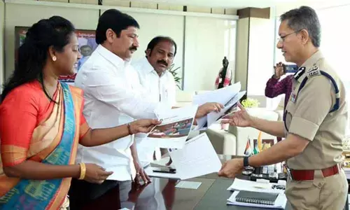 YSRCP leaders Complains To DGP On Obscene posts in Social media