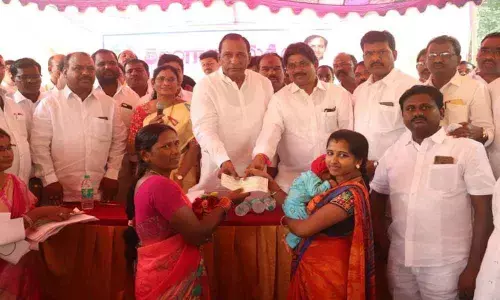 Kalyana & Shaadi gift cheques distributed