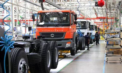 New Delhi: Commercial vehicle sales to remain subdued
