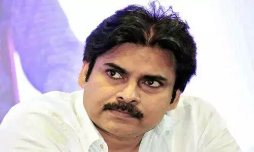 Pawan resents move to sack TSRTC staff in Vijayawada