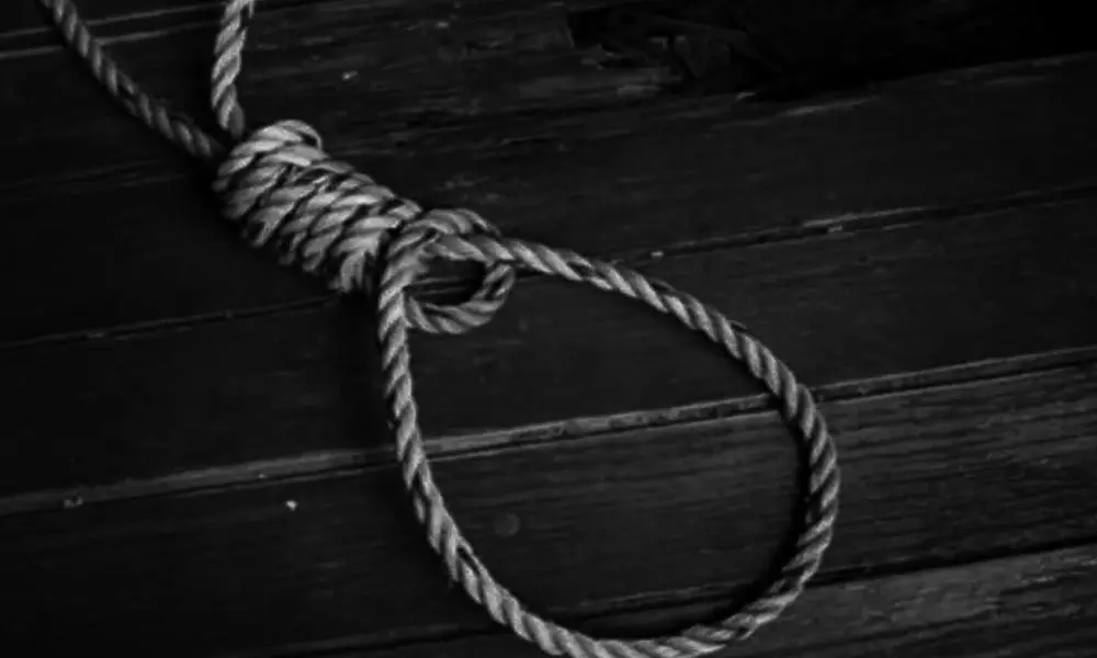 MP woman hangs herself after killing three children