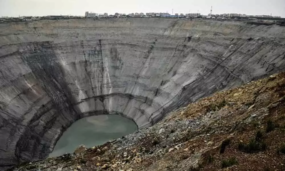 Russian diamond mine boss found dead in prison cell