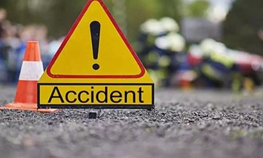 Lorry mows down couple in Khammam