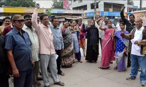 All parties Ready For Sakala Janula Samme In Support  of RTC Workers