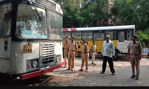 Only 40 buses run from Ranigunj bus depot