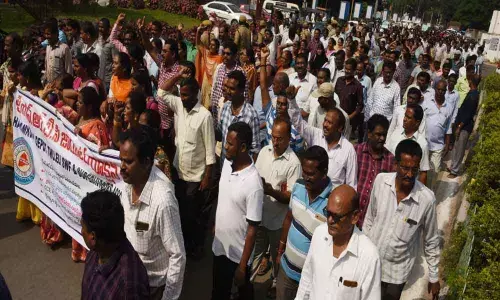 TS heading for Sakala Janula Samme in Hyderabad
