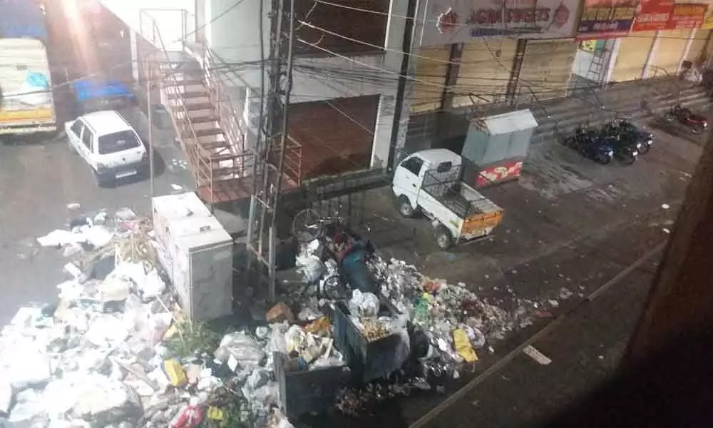 Unauthorised garbage dump springs up