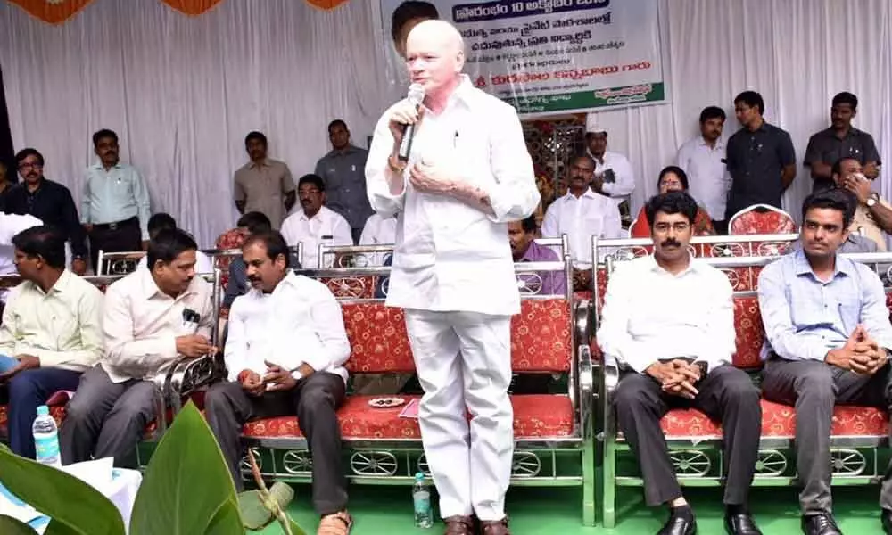 Dy CM launches YSR Kanti Velugu in Kakinada