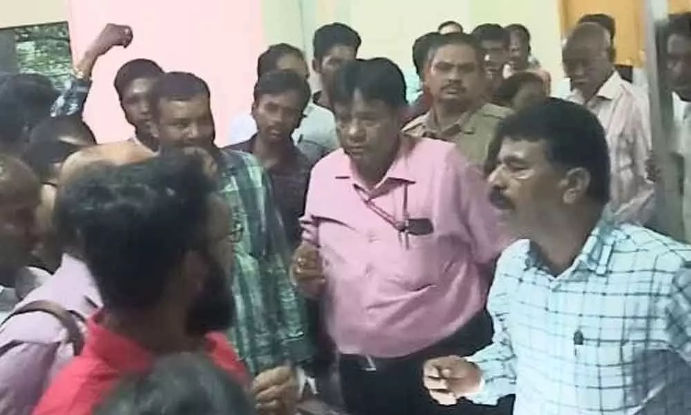 Confusion during LAWCET counselling at Nizam College