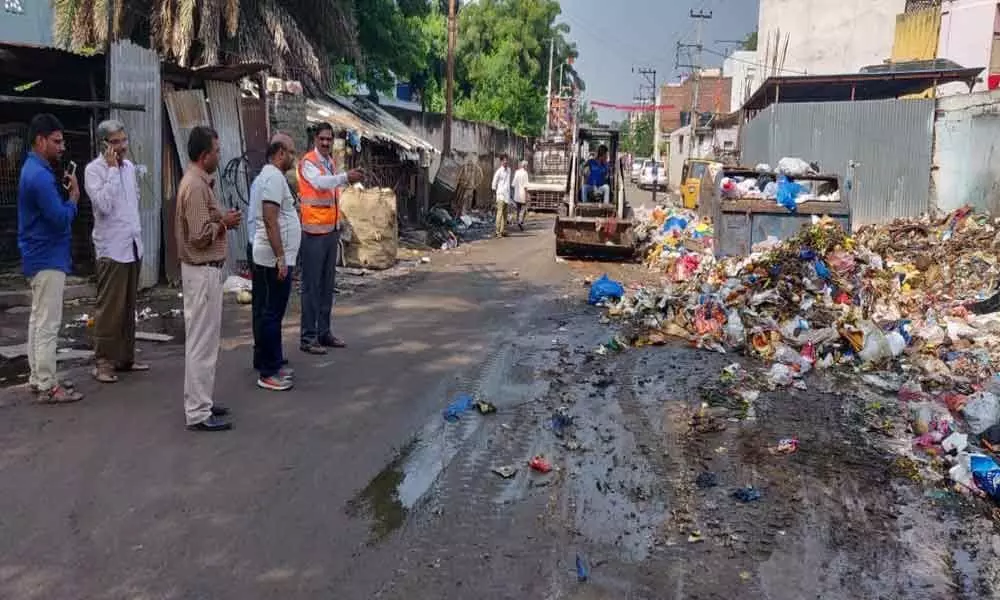 Complaints of piled-up garbage pour in