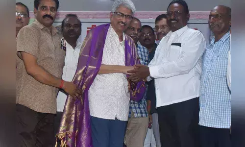 Media advisers need of hour for govt: Amar