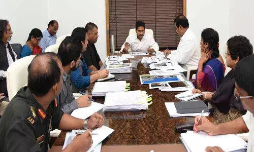 Develop tourist spots with support of global firms: CM to officials