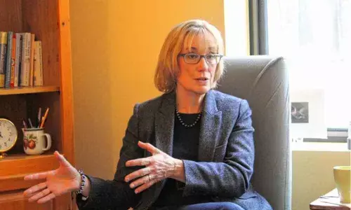 Pakistan must end support to Taliban and other terror groups, says US Senator