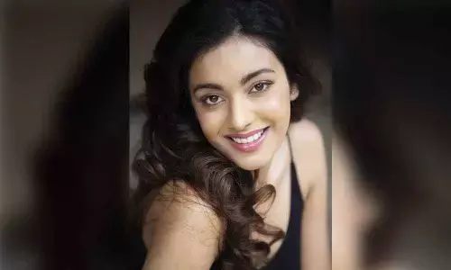 Sahher spends time with orphan girls