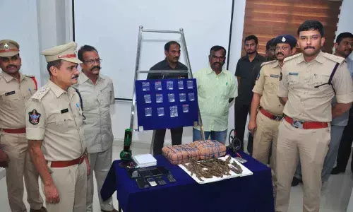 Ganja gang busted, 7 held in Vijayawada