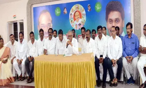 Naidu lost his mental balance after poll outcome: Ummareddy