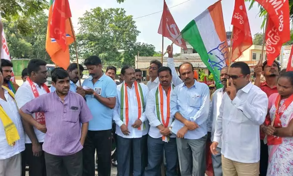 Congress fully supported RTC strike: MLA Veeraiah