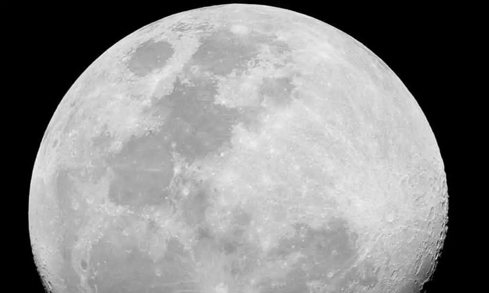 Ice Deposits on the Moon May Not All Be from the Same Time, Study Reveals