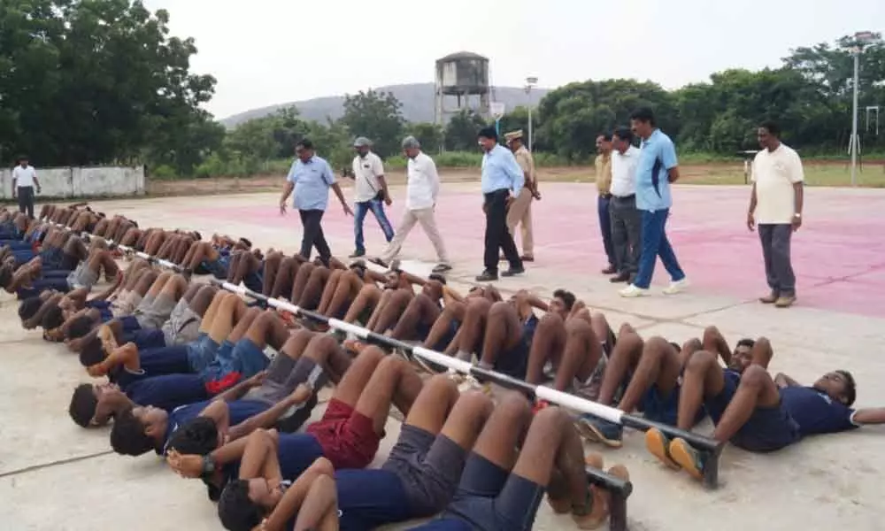 Khammam: 107 SCCL trained candidates pass physical fitness test for army posts