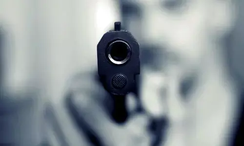 2 brothers running jewellery shop shot at in Jharkhand