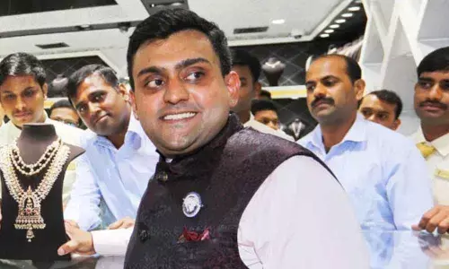 Vijayawada: Bhima Jewellers offers bumper gifts to customers till November 15