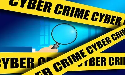 One held for cheating bizman with fancy mobile number offer