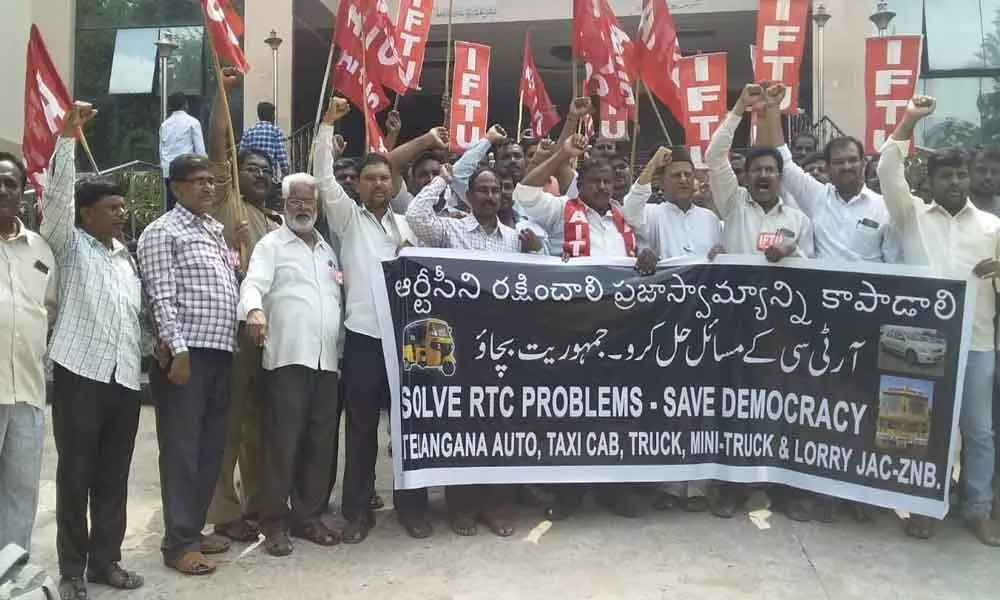 Auto, cab drivers endorse RTC stir