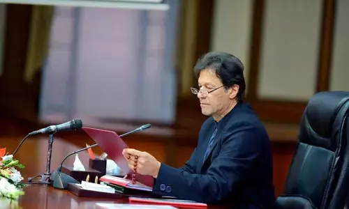 Imran apprises William, Kate about relations with India, Afghanistan