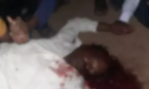 Kakinada: Andhra Jyothi Reporter murdered