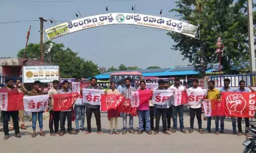 Nizamabad: Student unions demand RTC merger with government