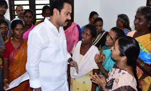 5.52 lakh DWCRA members to get 1,321 cr loans in Eluru