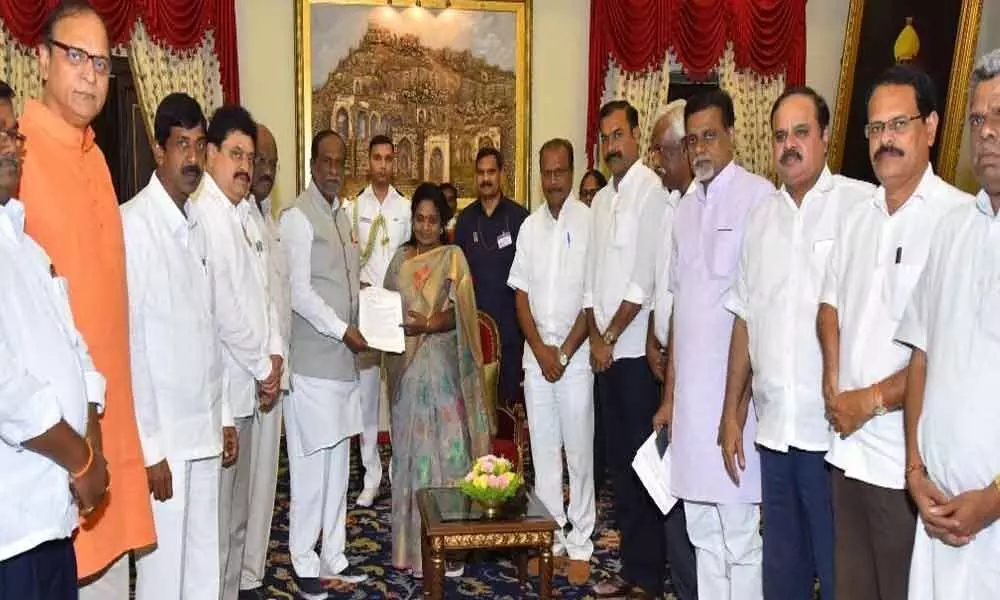 BJP urges Guv to protect  RTC assets in Hyderabad