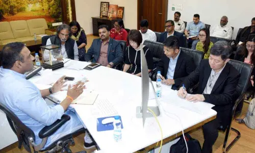 Amaravati: Goutham Reddy explains about skill development programme to Singapore delegation