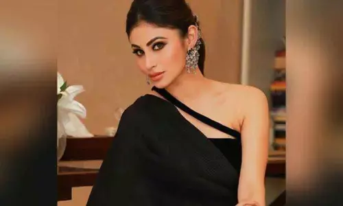 Mouni Roy likes soft romantic tracks