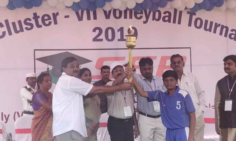 Nizamabad Collector inaugurates volleyball tournament
