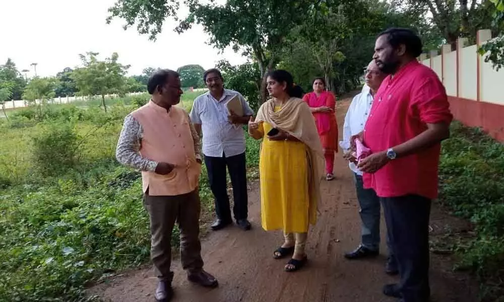 RUSA project director visits college in Pamarru