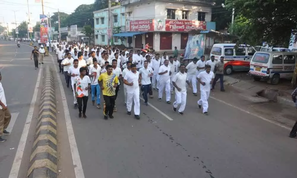 Rally to mark Police Martyrs Week organised in Eluru