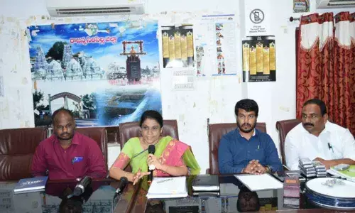 Sircilla: Officials told to purchase standard food grains