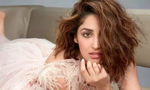 Yami playing Tik Tok star