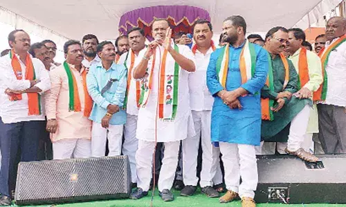 Dhoom Dham decries govt apathy to TSRTC