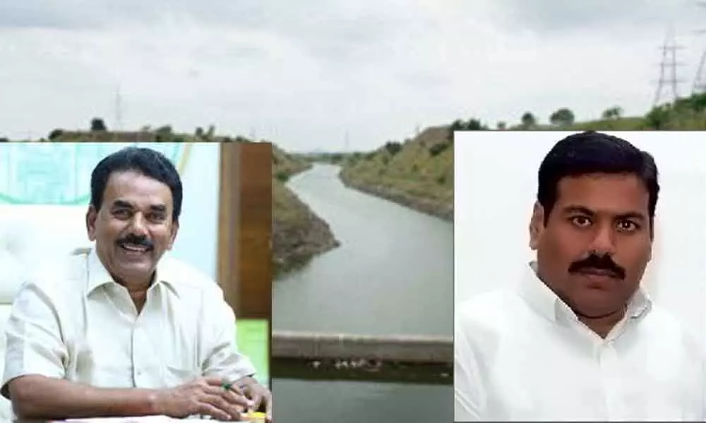 Nagarkurnool: TRS groups clash over sharing of canal water