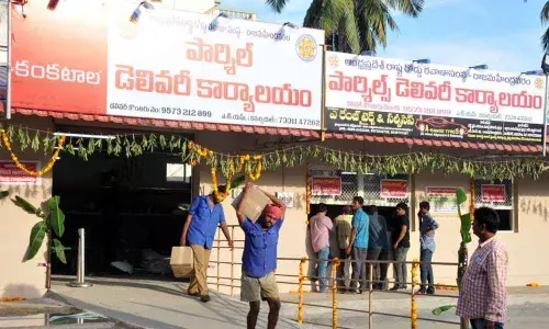 RTC cargo services become popular  in Rajamahendravaram