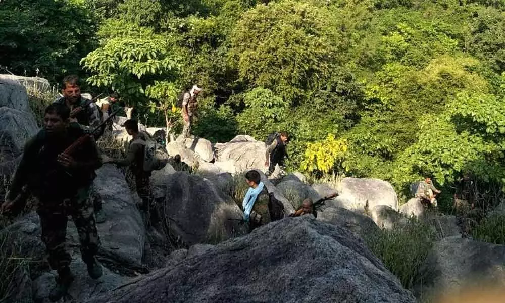 Suspected Maoists kill couple in Jharkhand