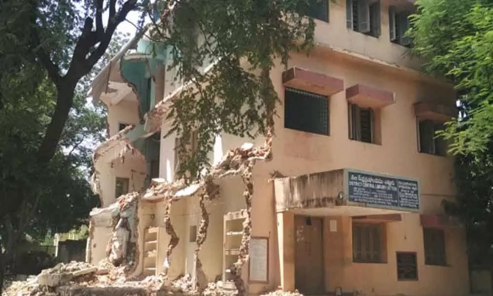 Readers feel insecure at partly demolished old library building in Chittoor